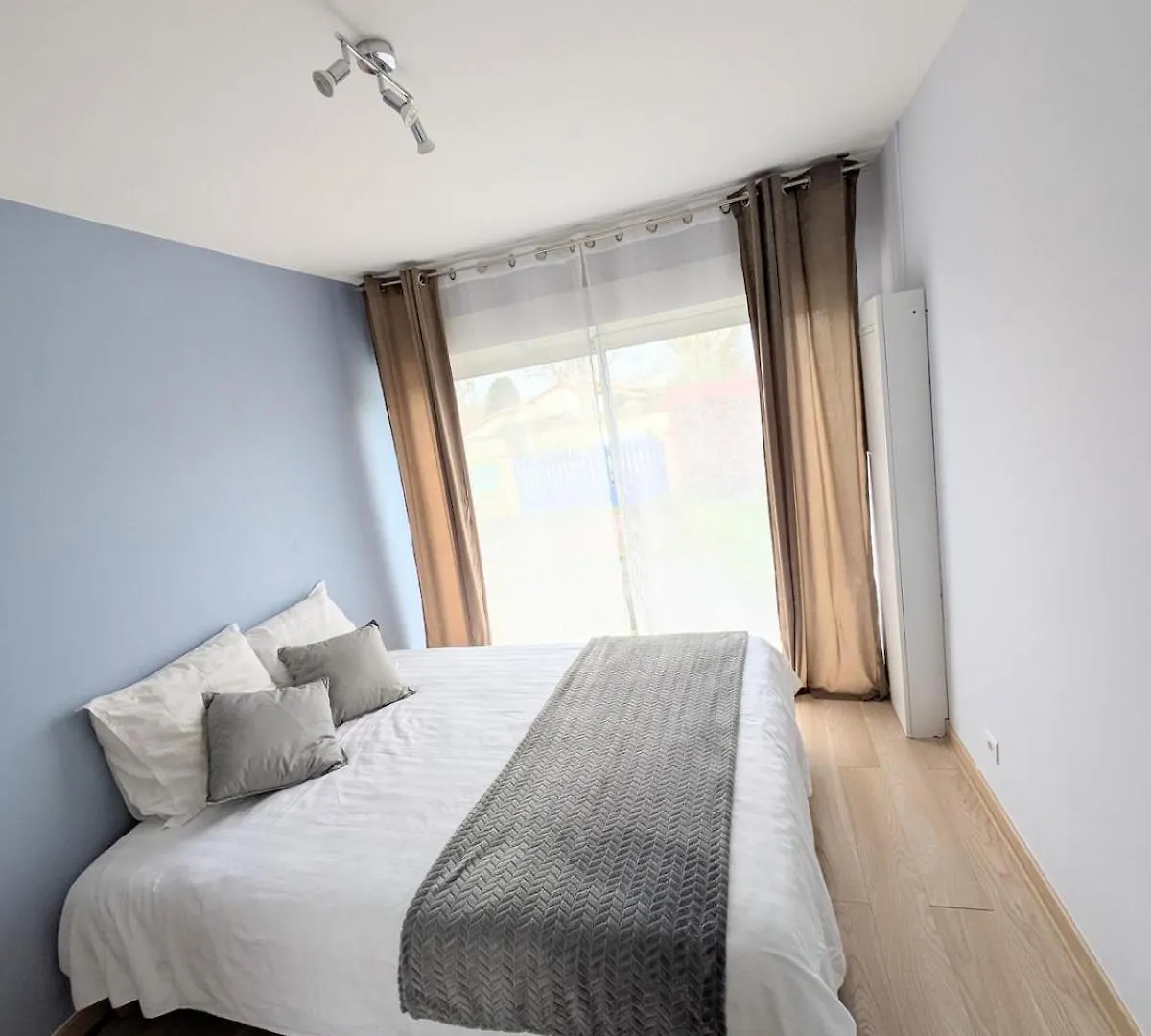 Beautiful House Near Toulouse With Pool&Garden Villa Seilh Vakantiehuis